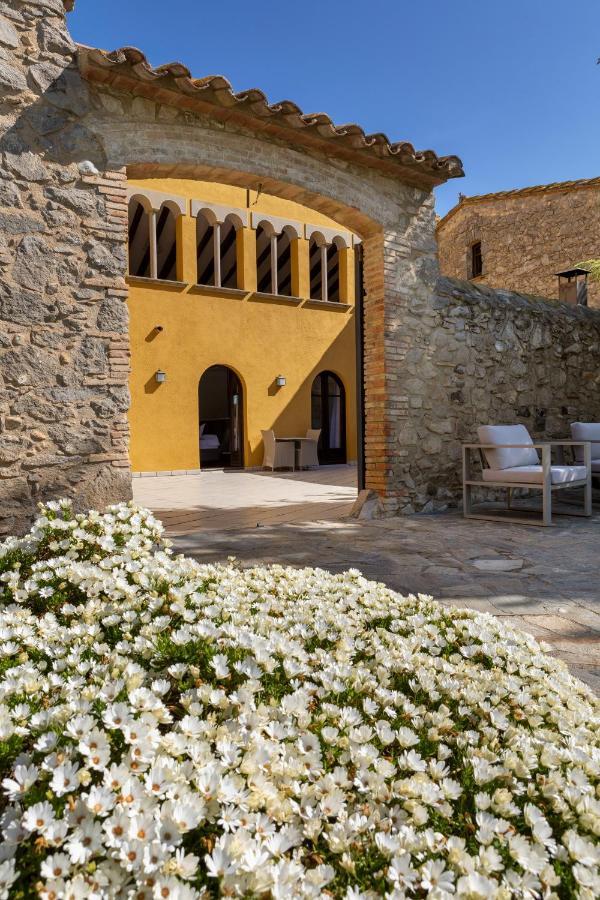Somnis De L'emporda 3*